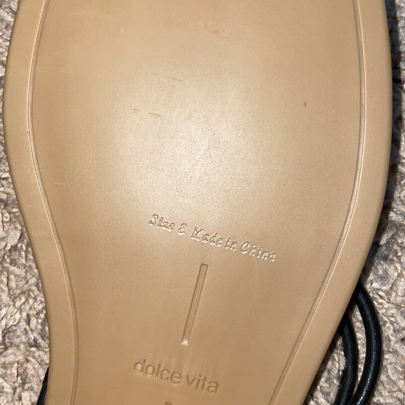 BRAND NEW never worn Dolce Vita Sandals - Picture 7 of 11